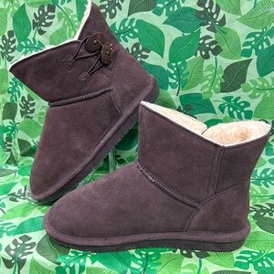 BearPaw Brown Winter Boots with Fleece Lining size 9